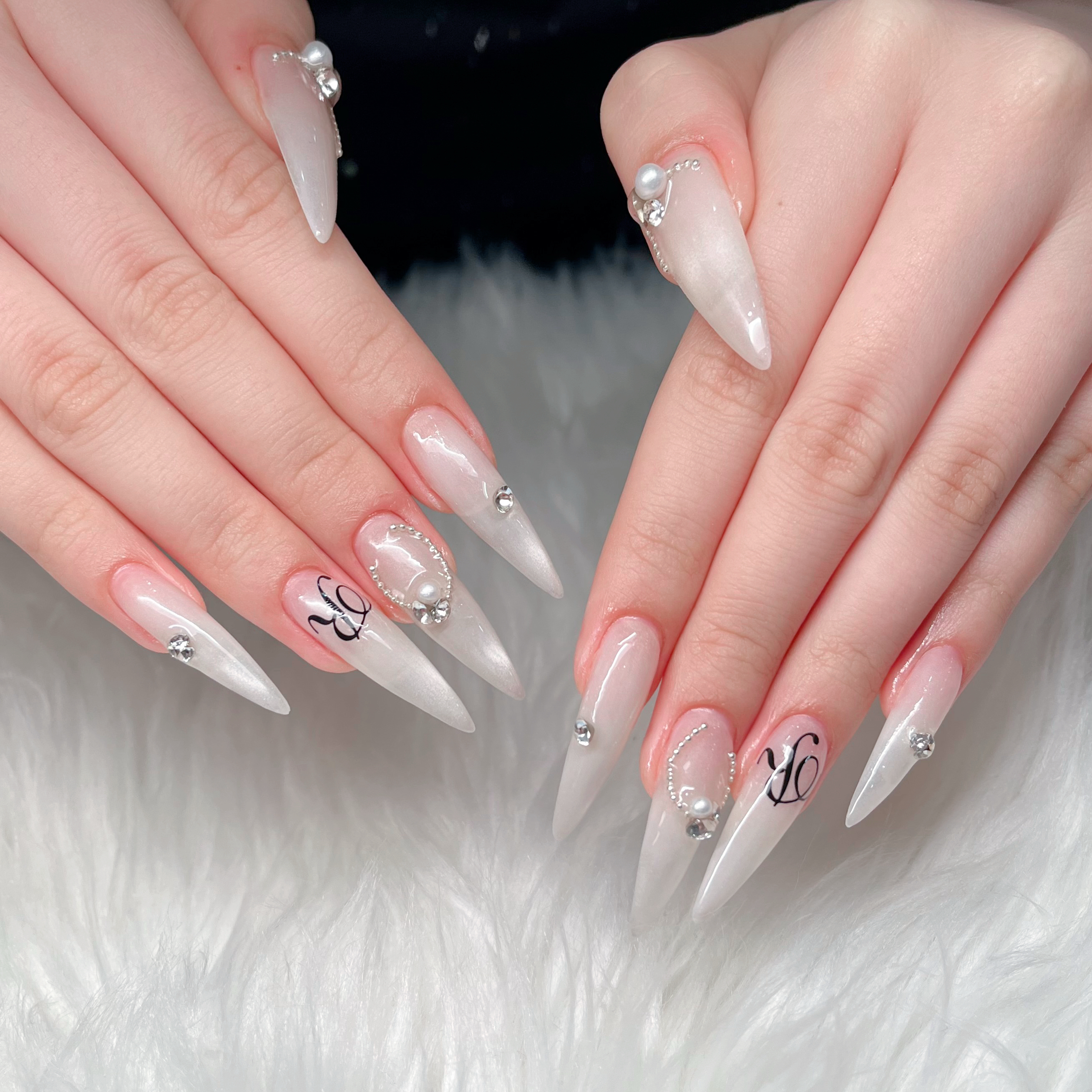 Rina__Reminails