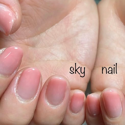 nail_sky