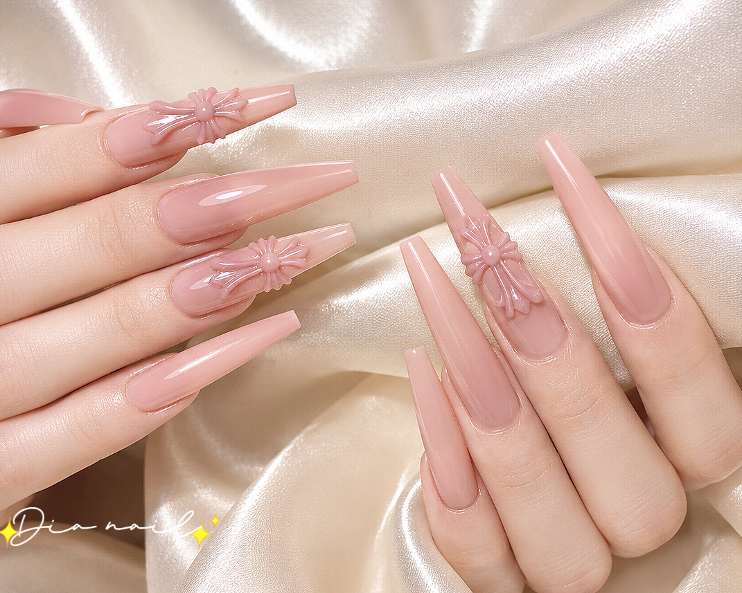 Dia.nail