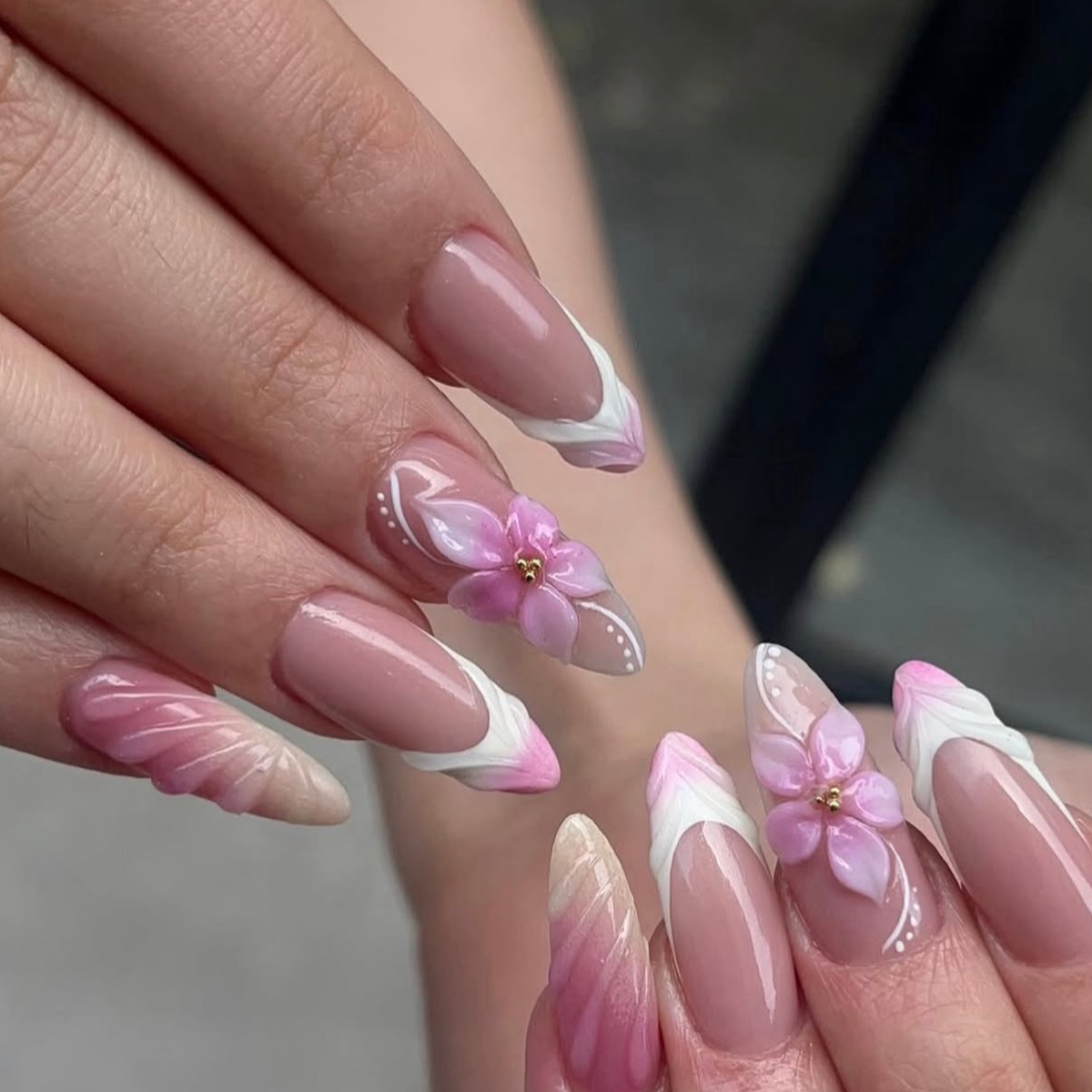 Hine_RibonNail