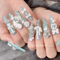 lucy.lumi
