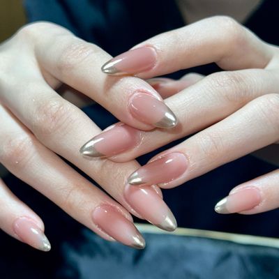 【美大生‼️ネイリスト】【上品な輝き✨】ミラーフレンチ