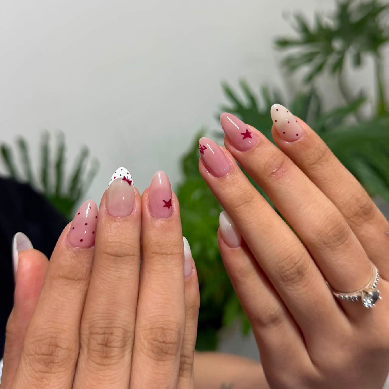 Mirai_Nails