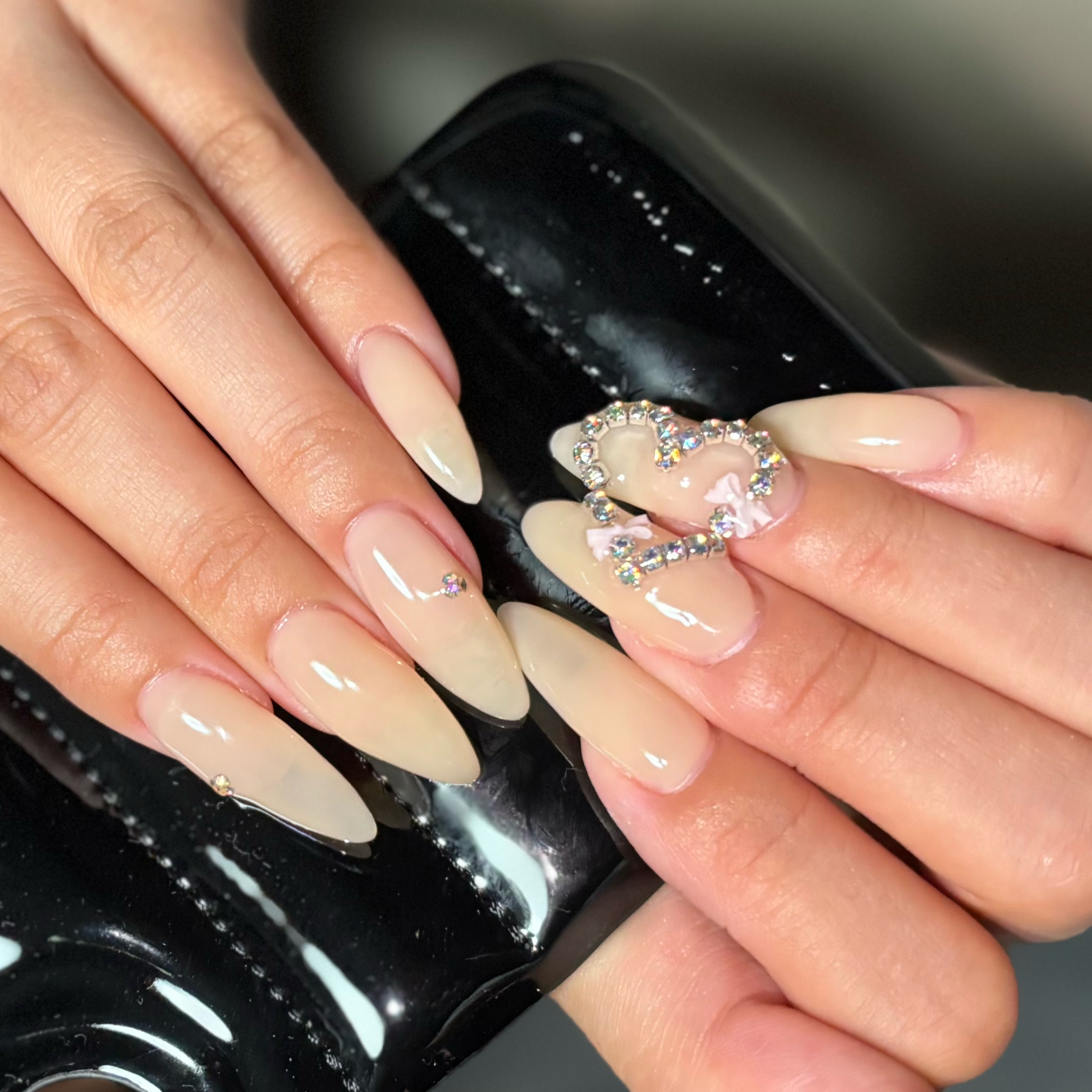 Lavi_nail