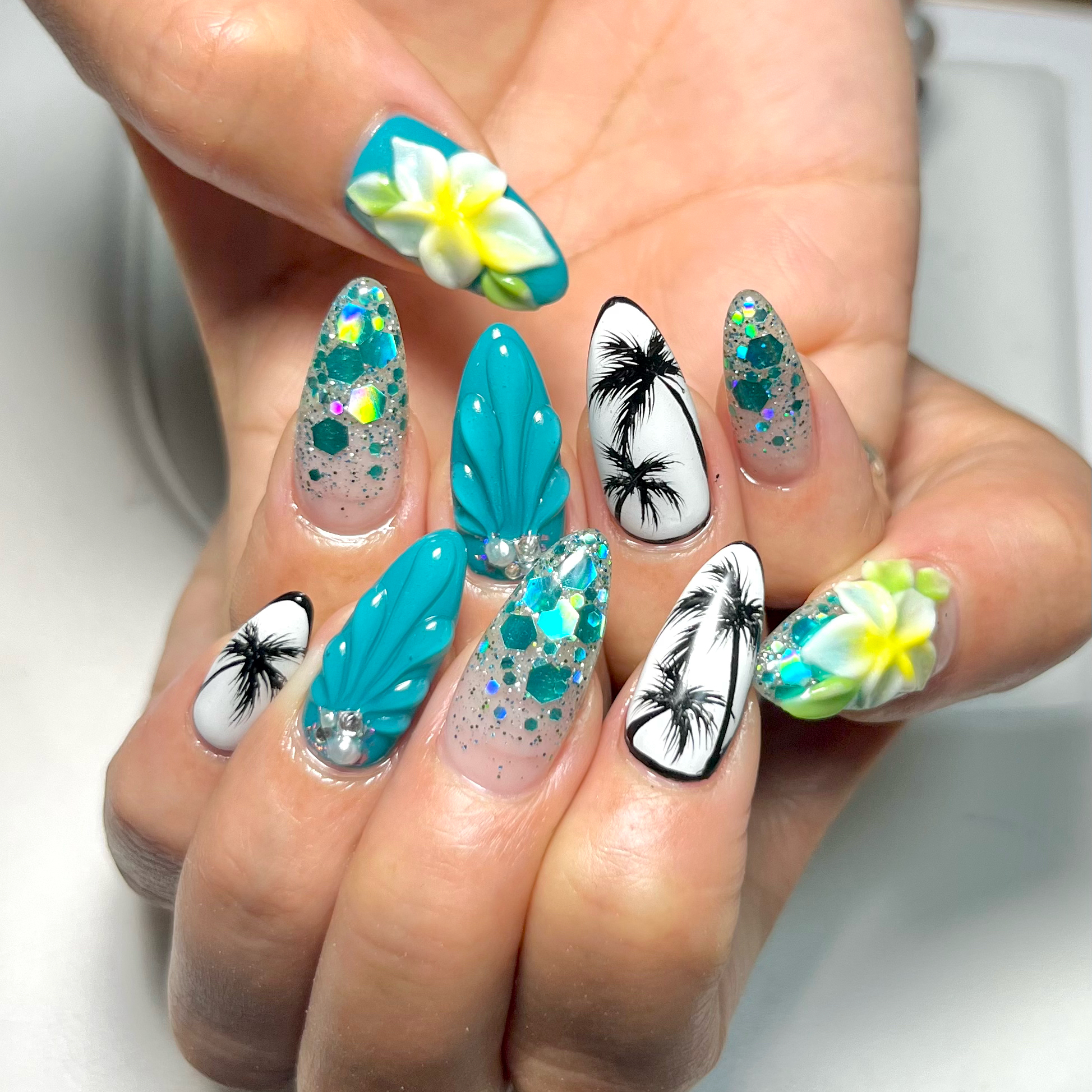 NailSalon_Amulet