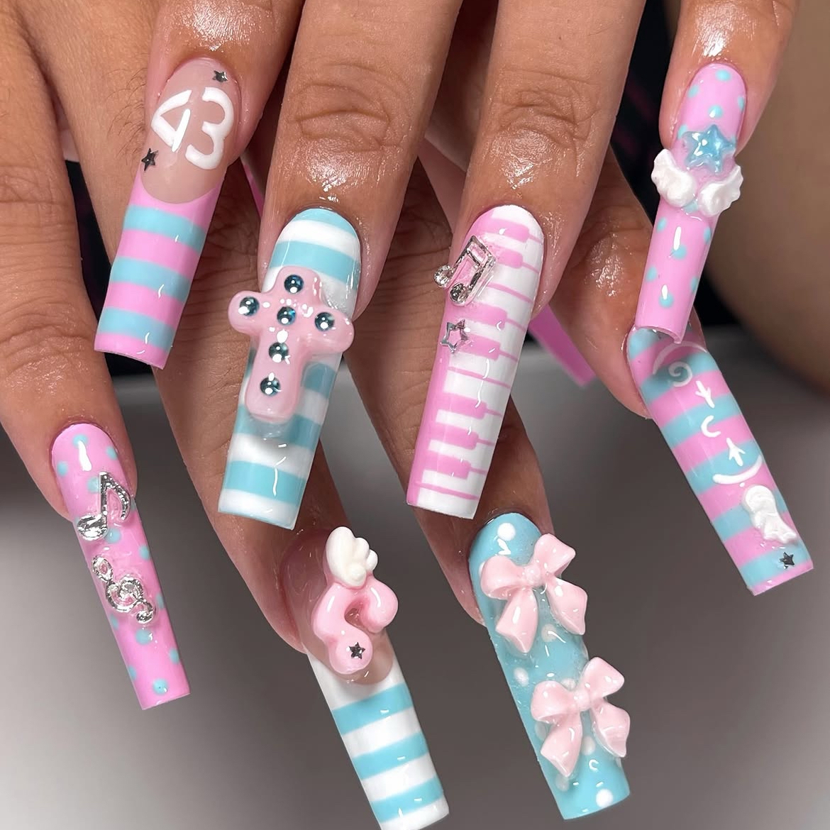 nailAn