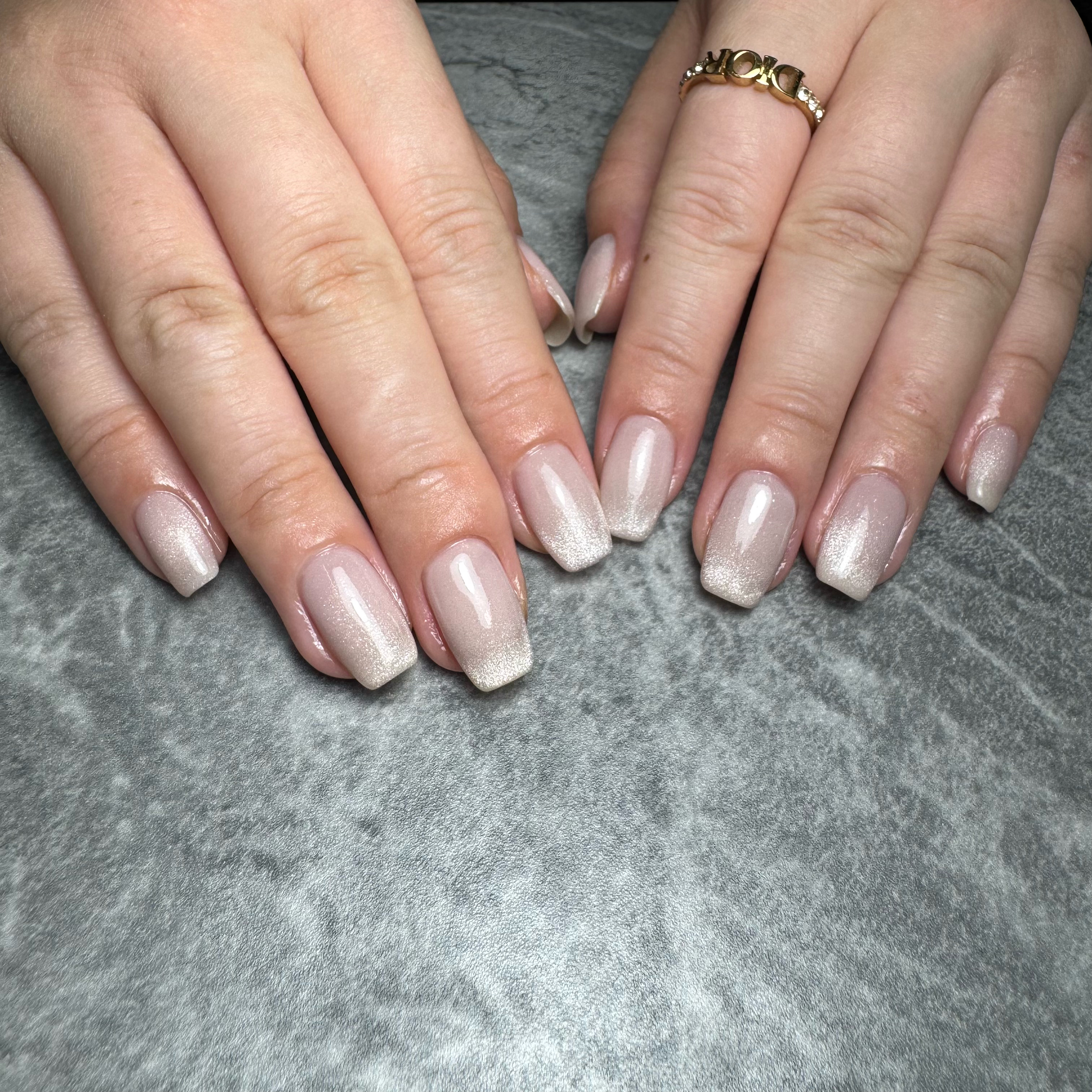 Nail_salon_Gleam
