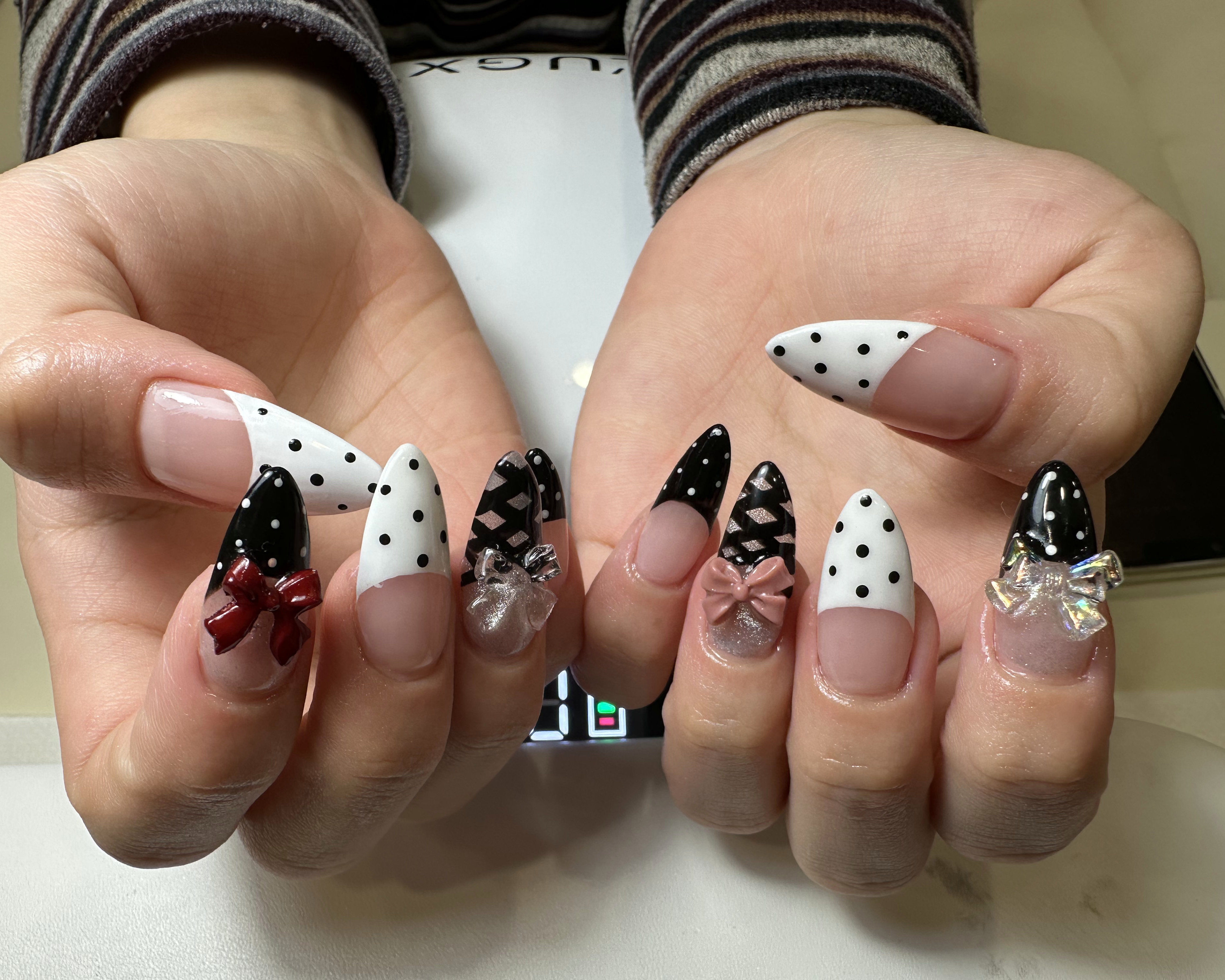 LyymSalon_rin