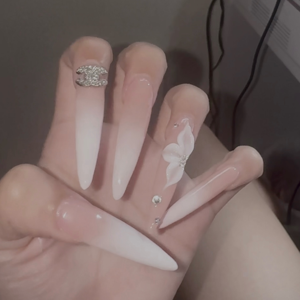 xo._.nail