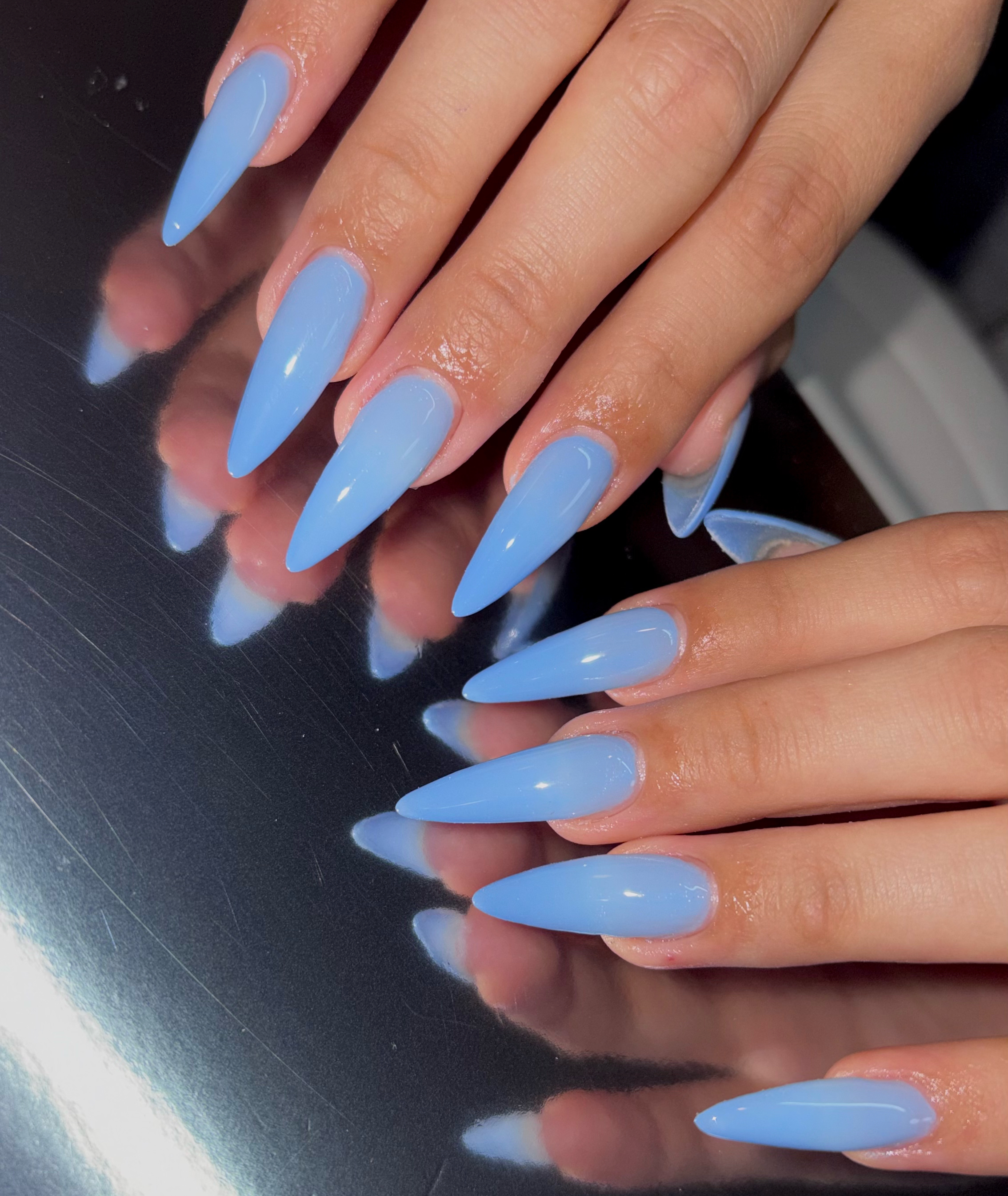 nyu_nail