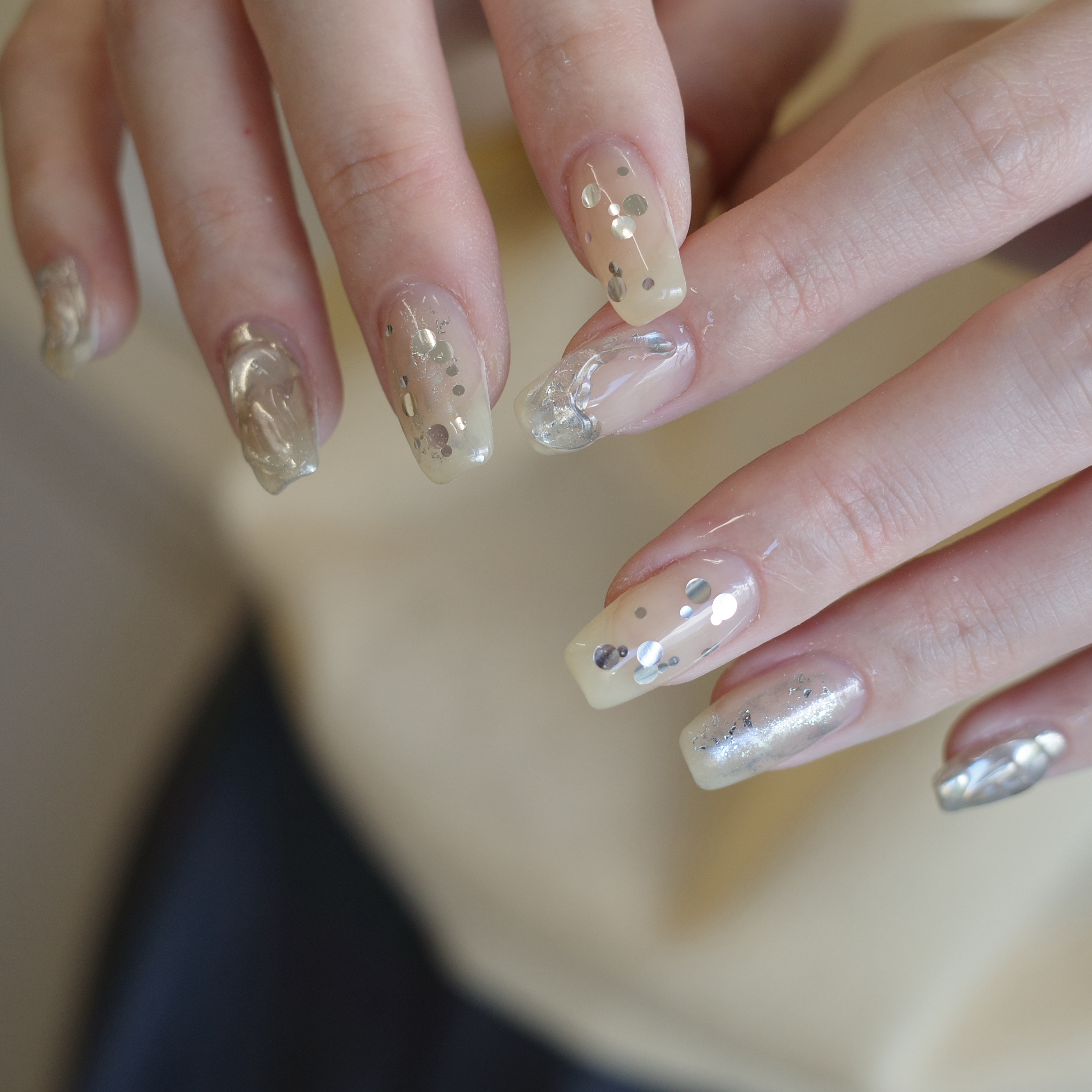 emi_nail