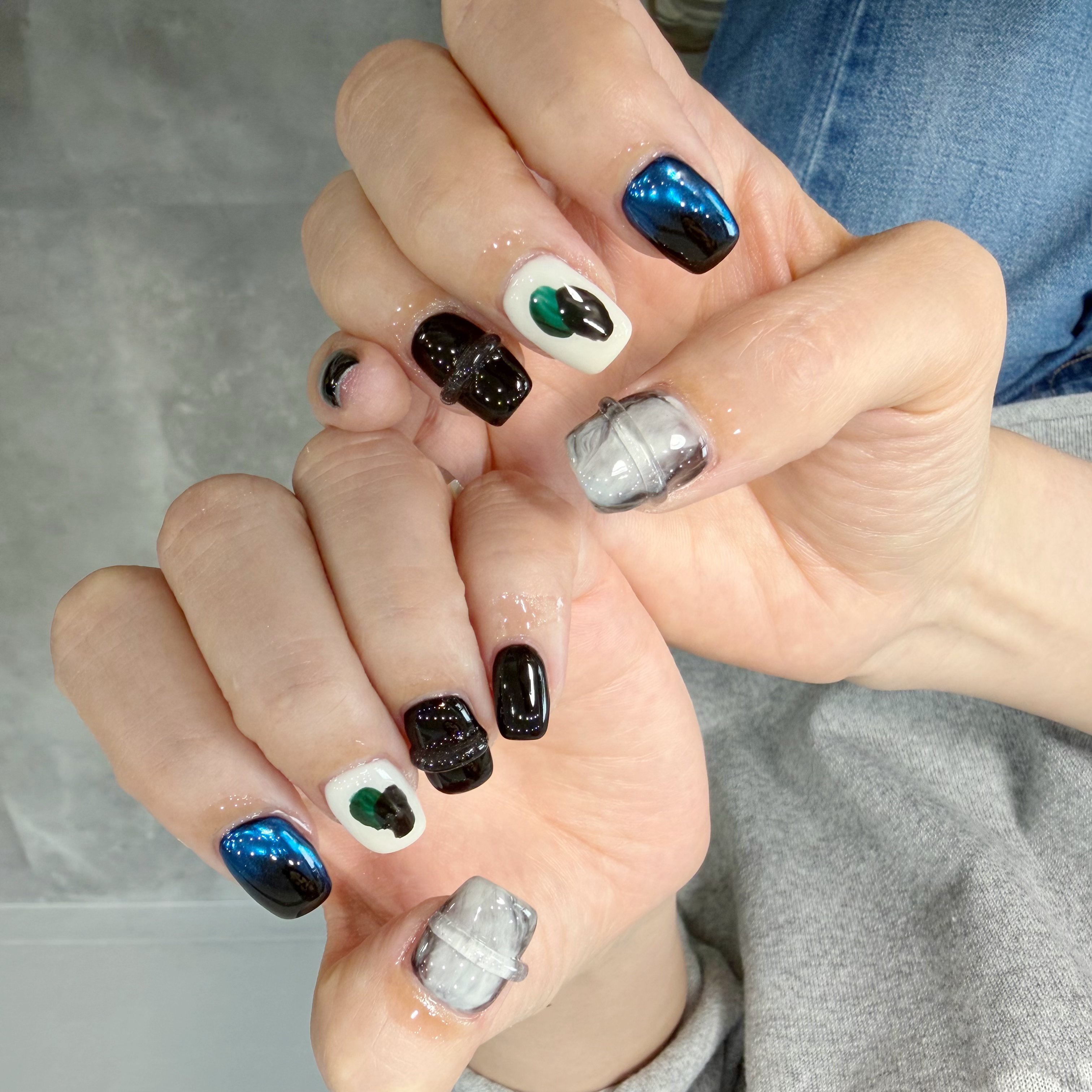 UM_NailSALON