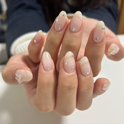 ❤️‍🔥学生さん必見❤️‍🔥
付け替えオフ無料・パーツ付け放題メニュー