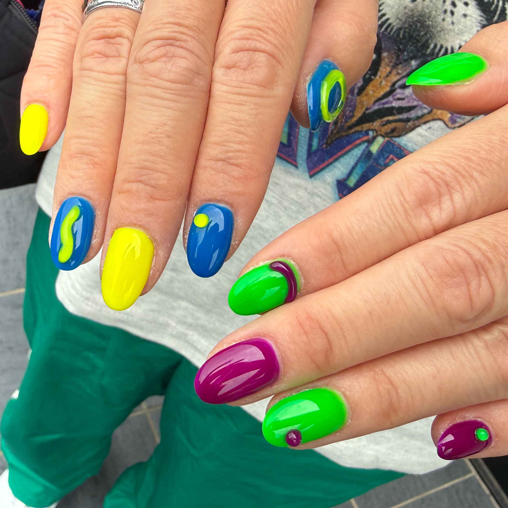 nail_1996