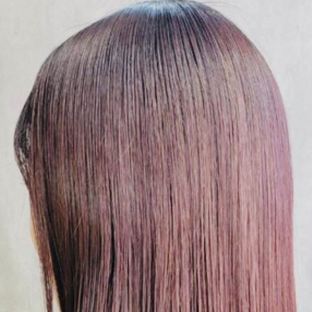 Roomy_to_hair