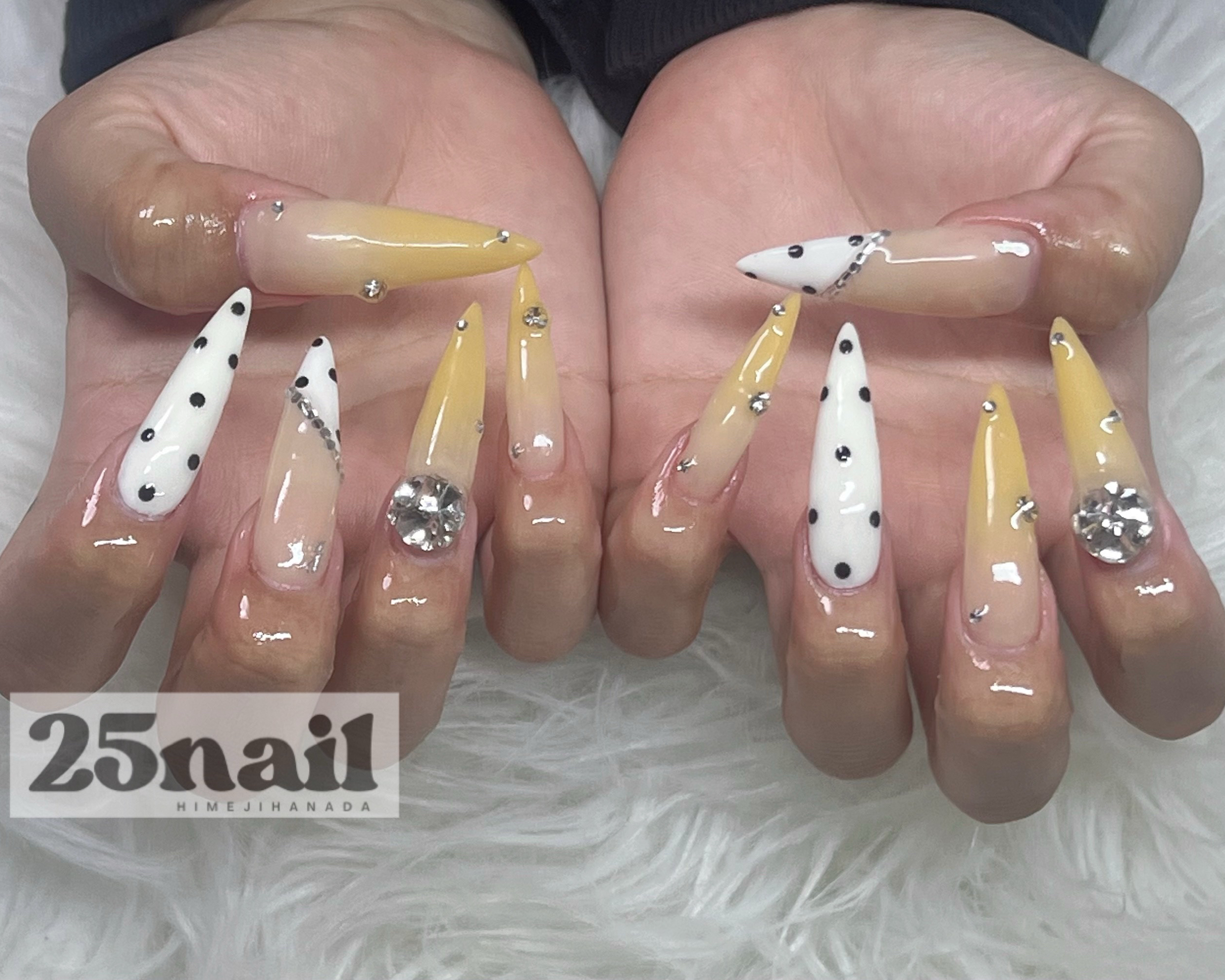 25.NAIL