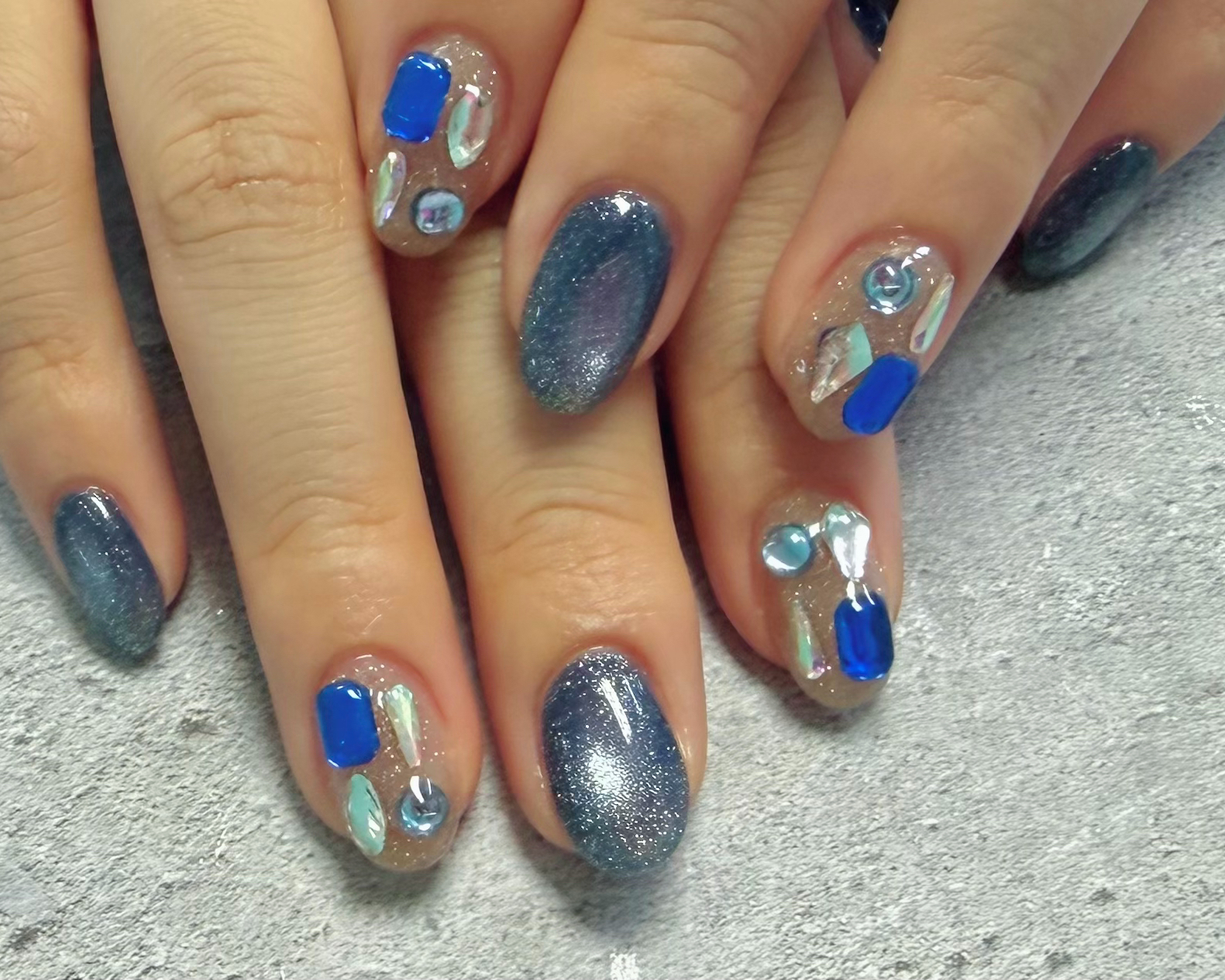 ami_trunail