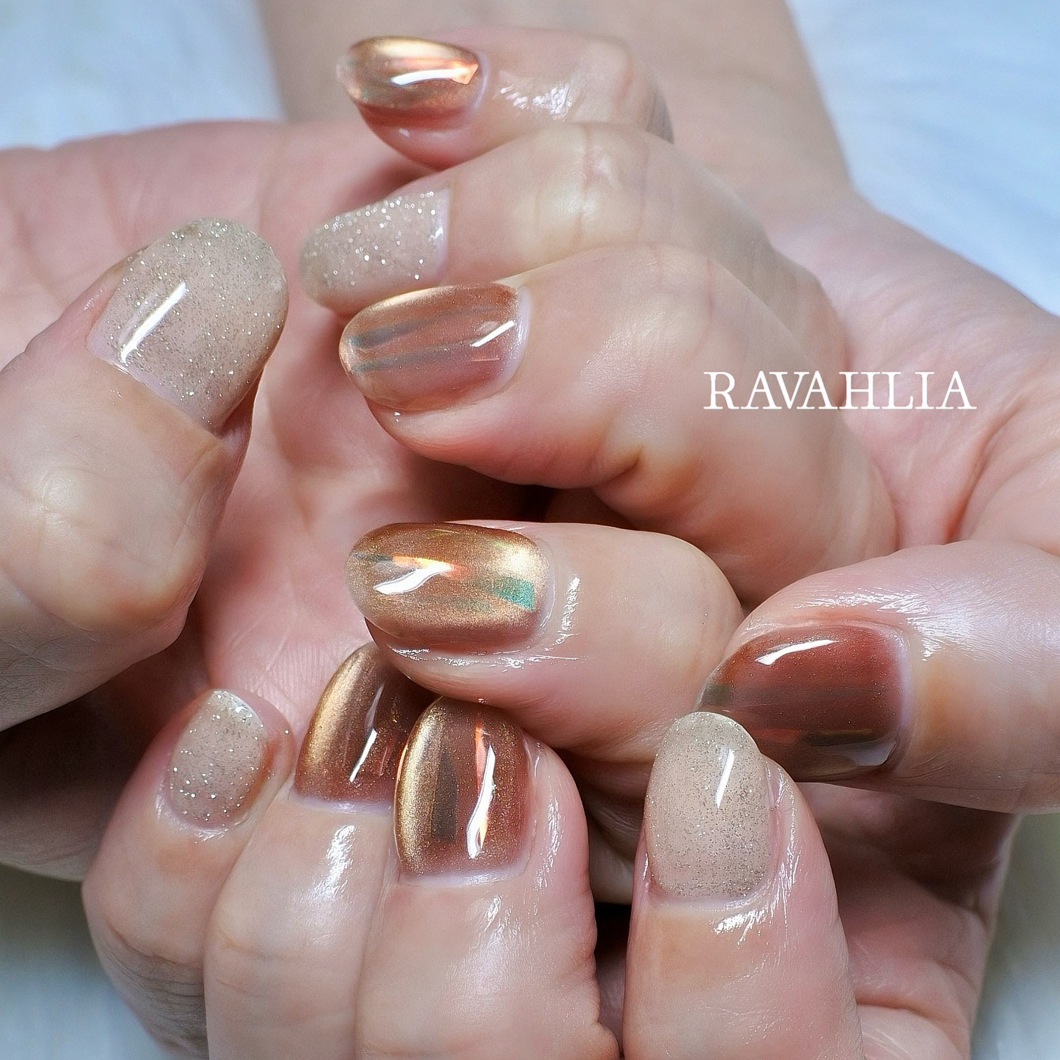 Ravahlia_nails