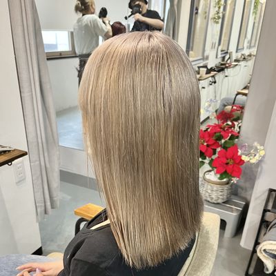 ✨✨透明感カラー＋トリートメント¥3000