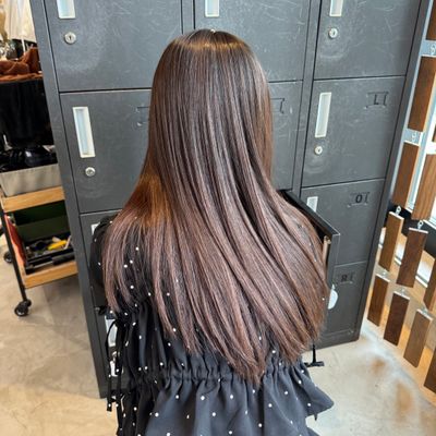 【20代、30代女性人気】カット＋オイルグロスカラー＋髪質改善TR ¥9900