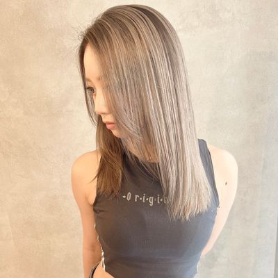 【ブリーチメニュー】カット+全頭ケアブリーチ+12step Oggiotto T