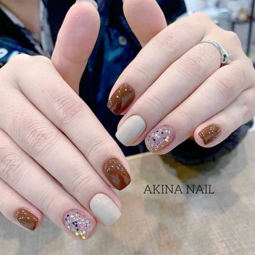 Hana_Nails