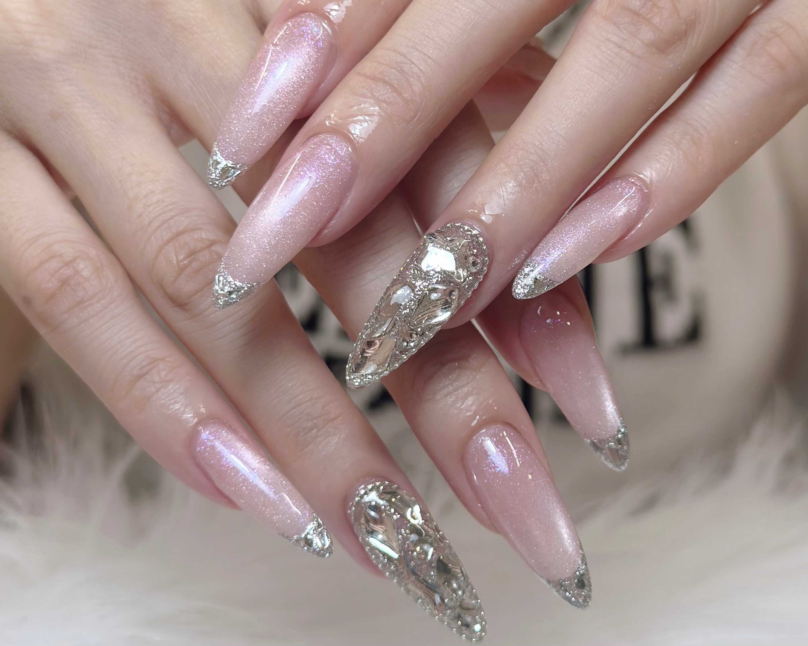 Vp2_trang.nail
