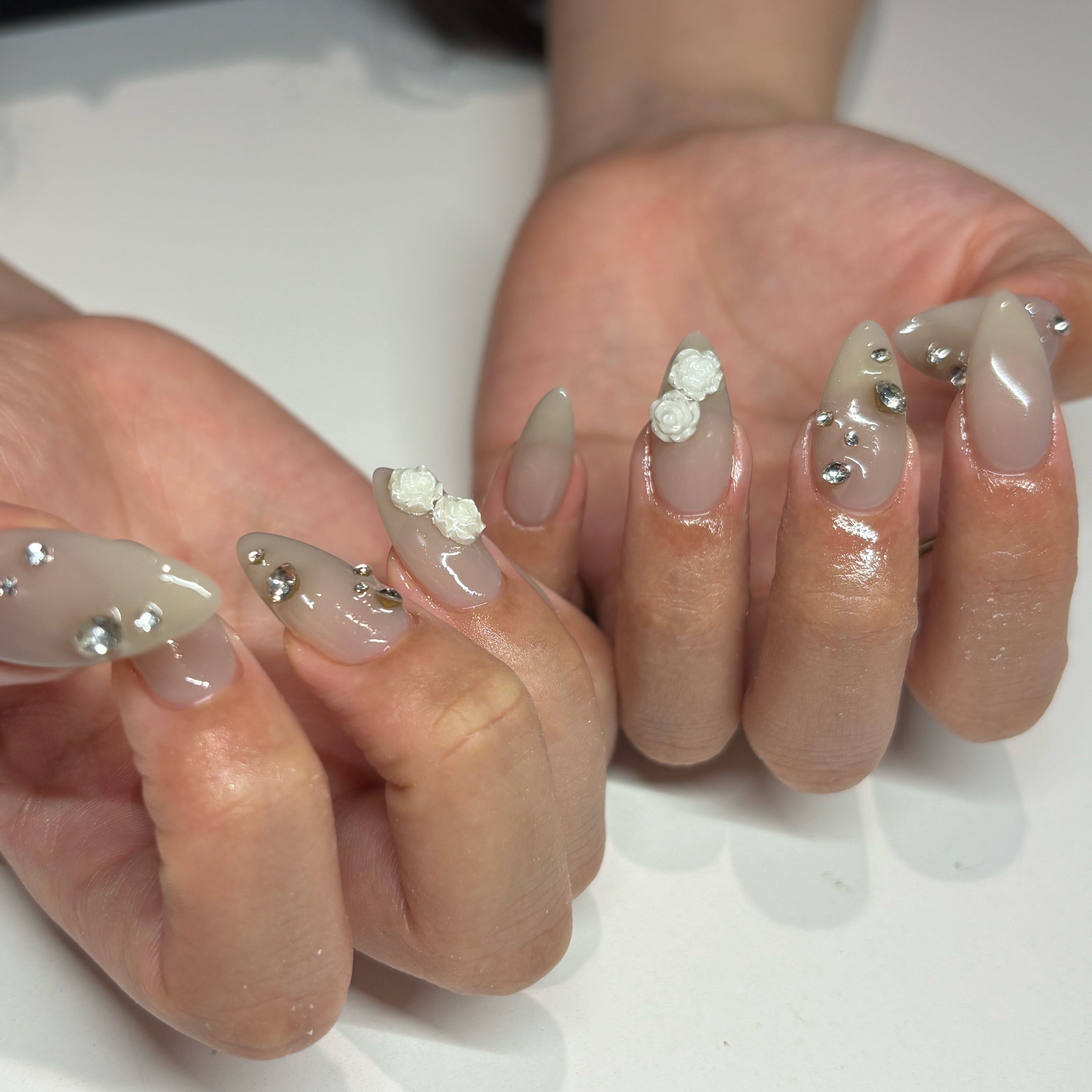 rei_s2_nail