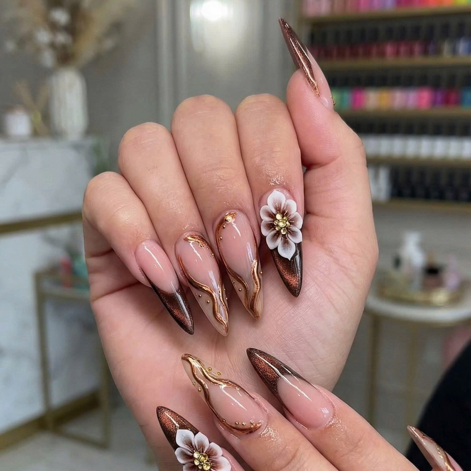 leclatnail