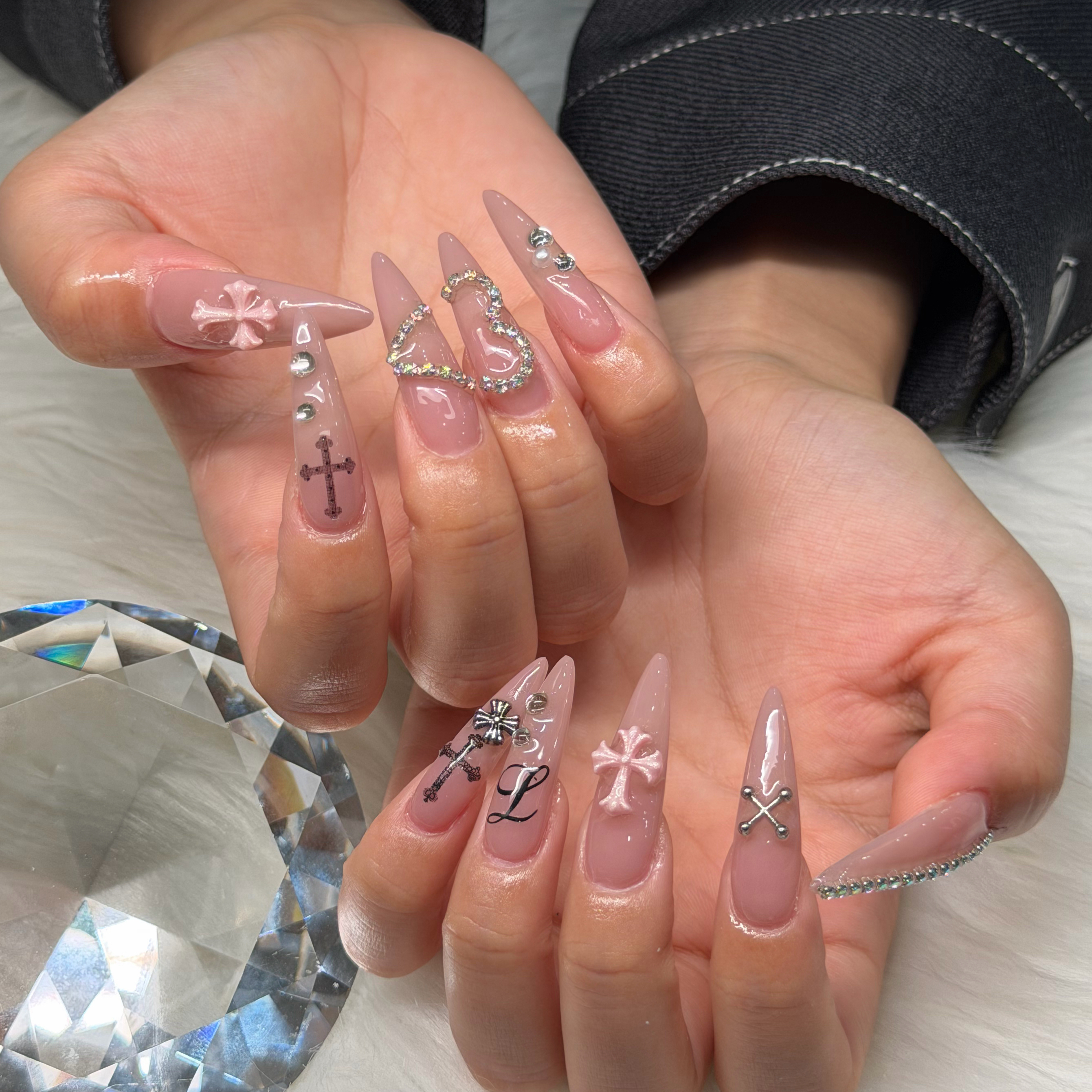 aria.nail.01