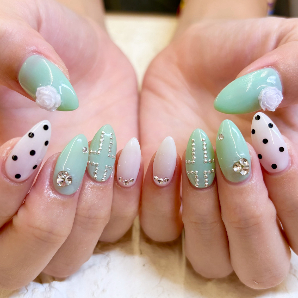 nail_y22