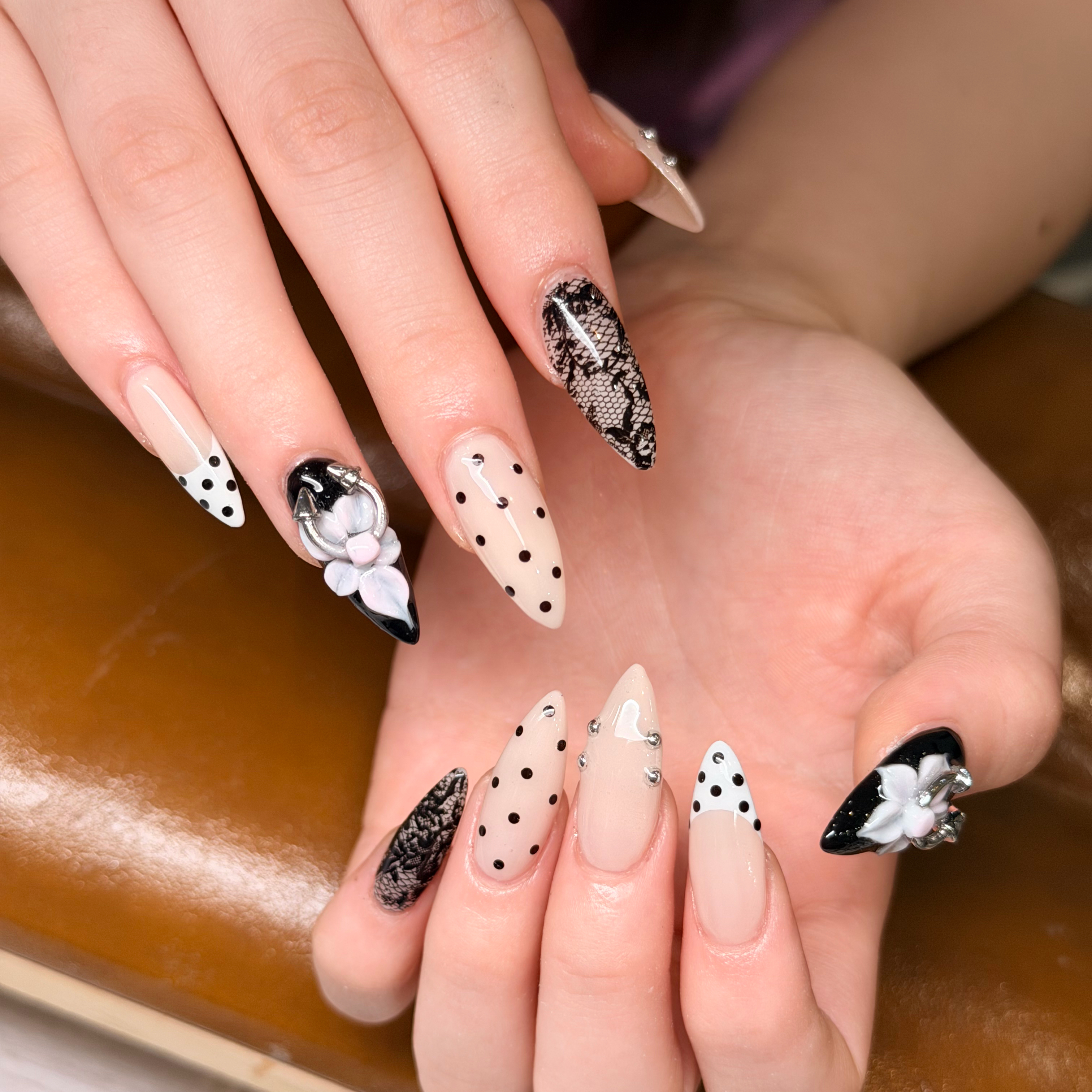 bana.nail