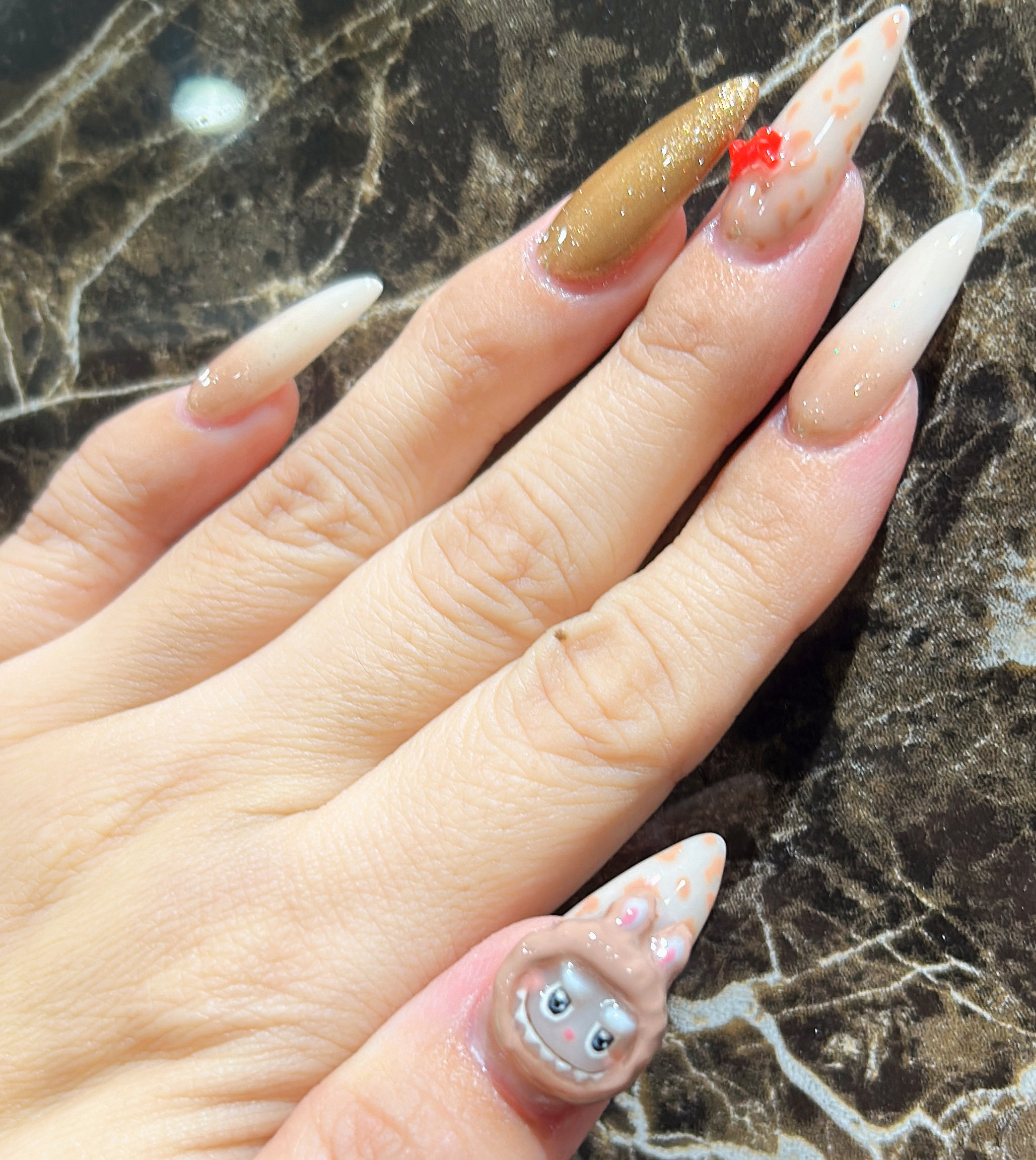 Nail_chi
