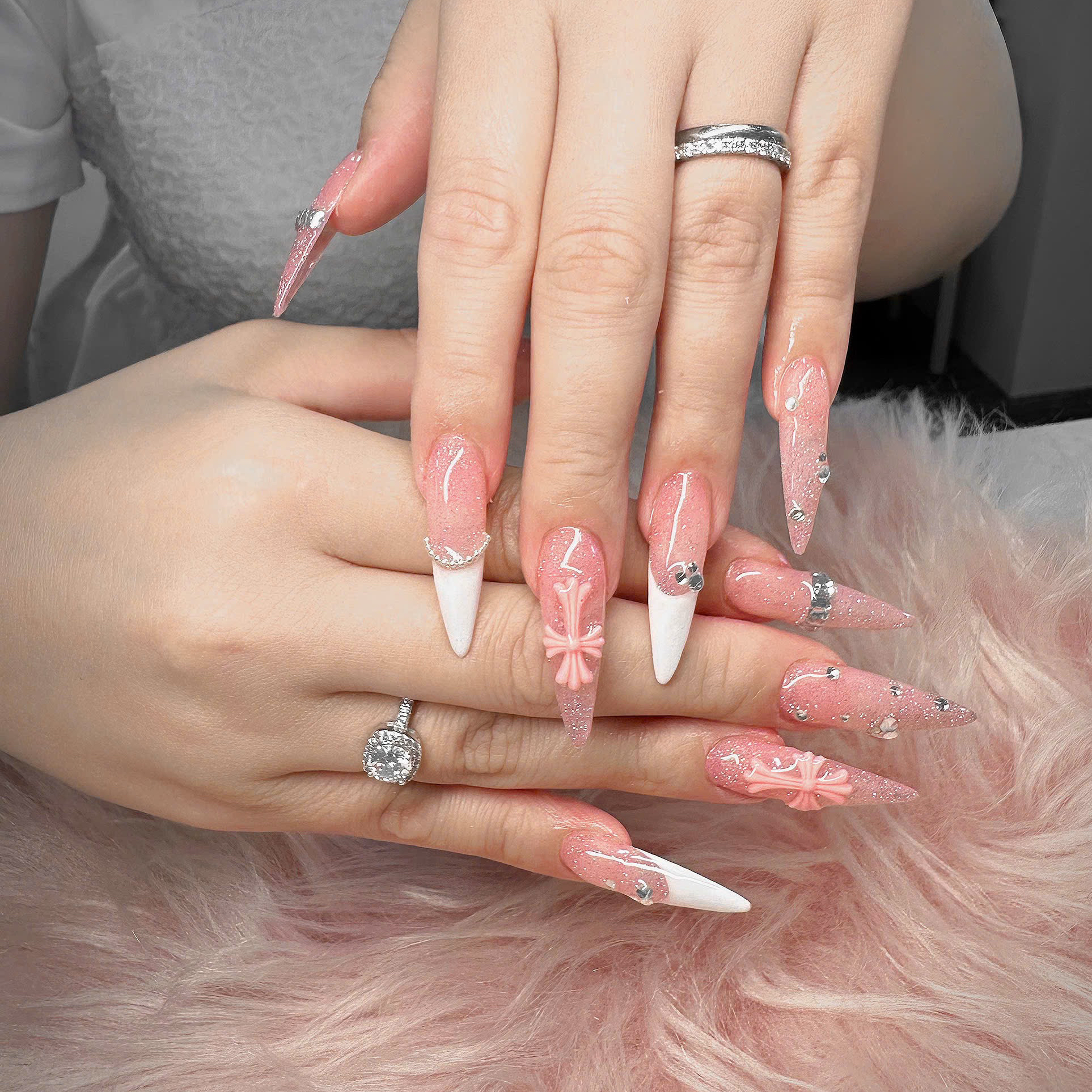 HAPPI_NAIL