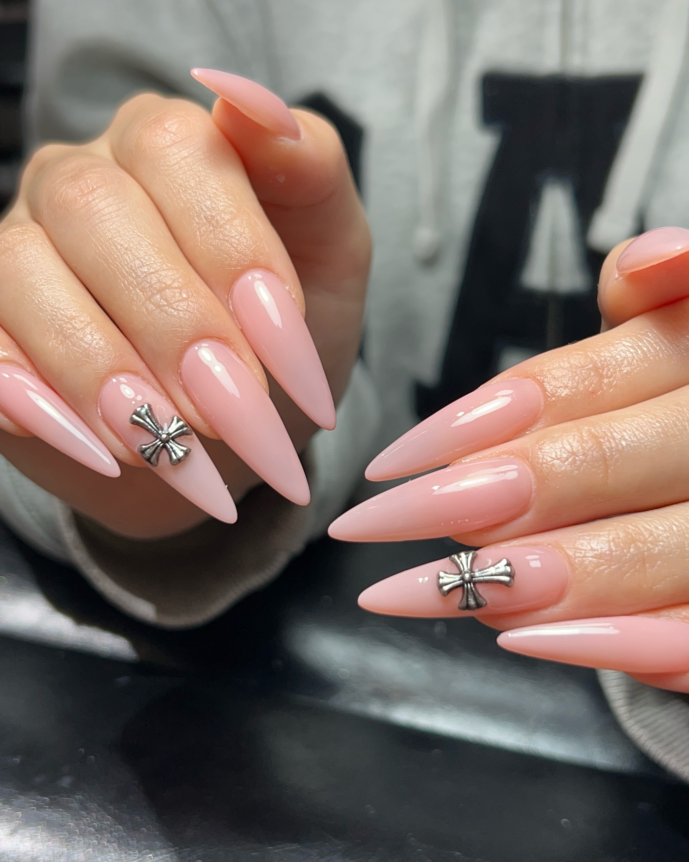 lumidenails