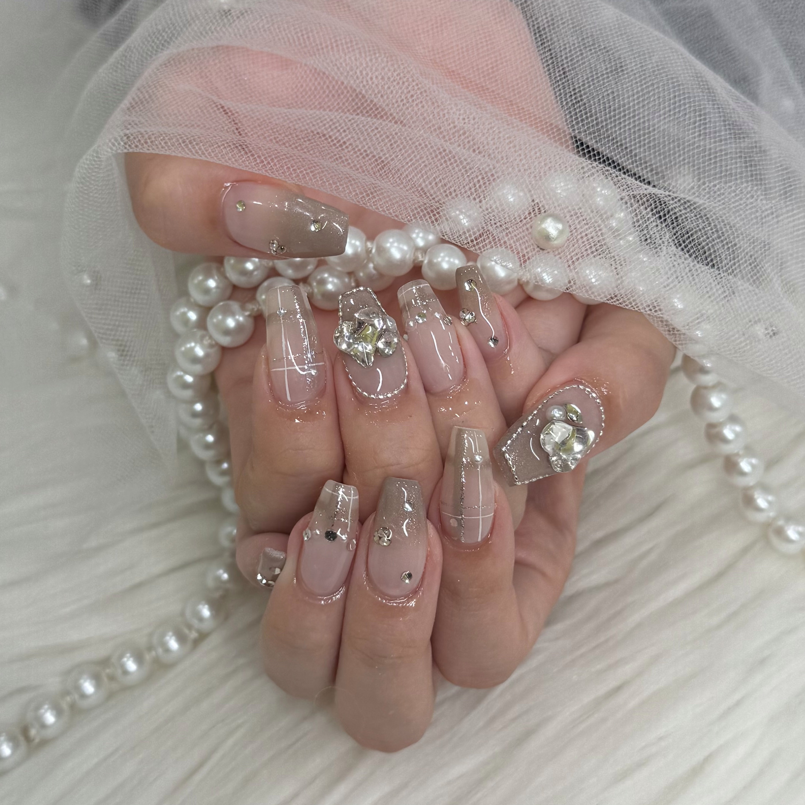s_.nail8