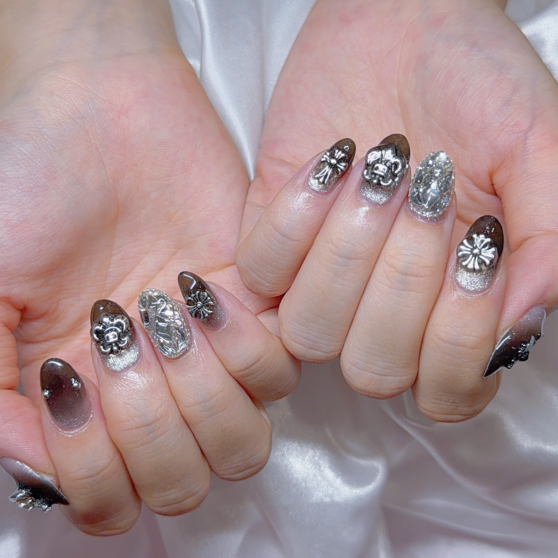 kira.Lilynailstudio