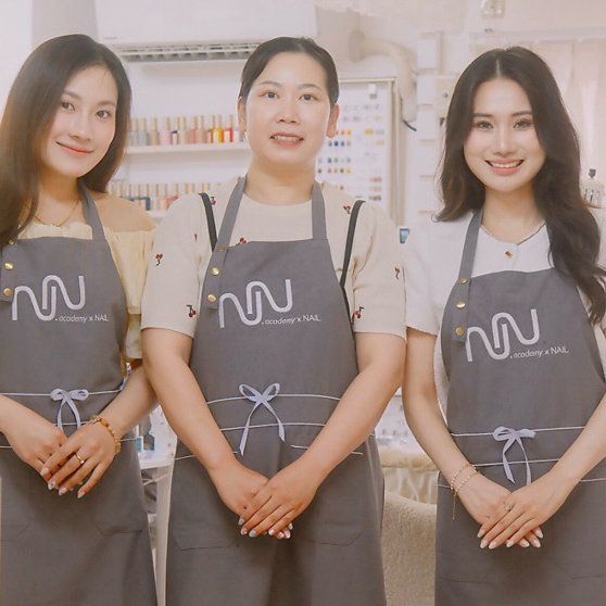 N2.nail_nuance