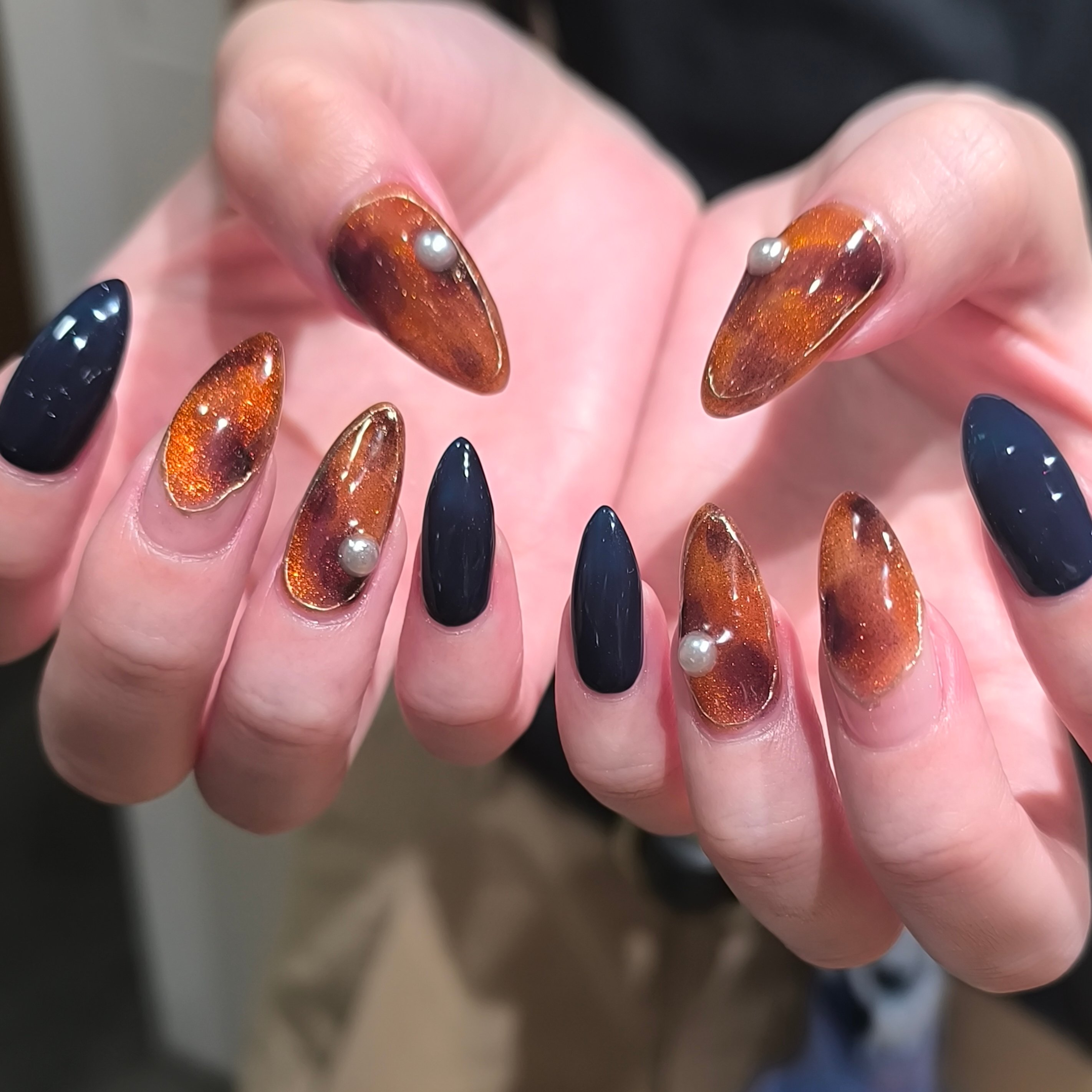 acanthus.nail