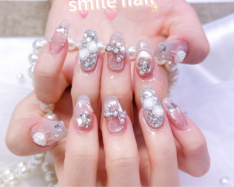 smile nail
