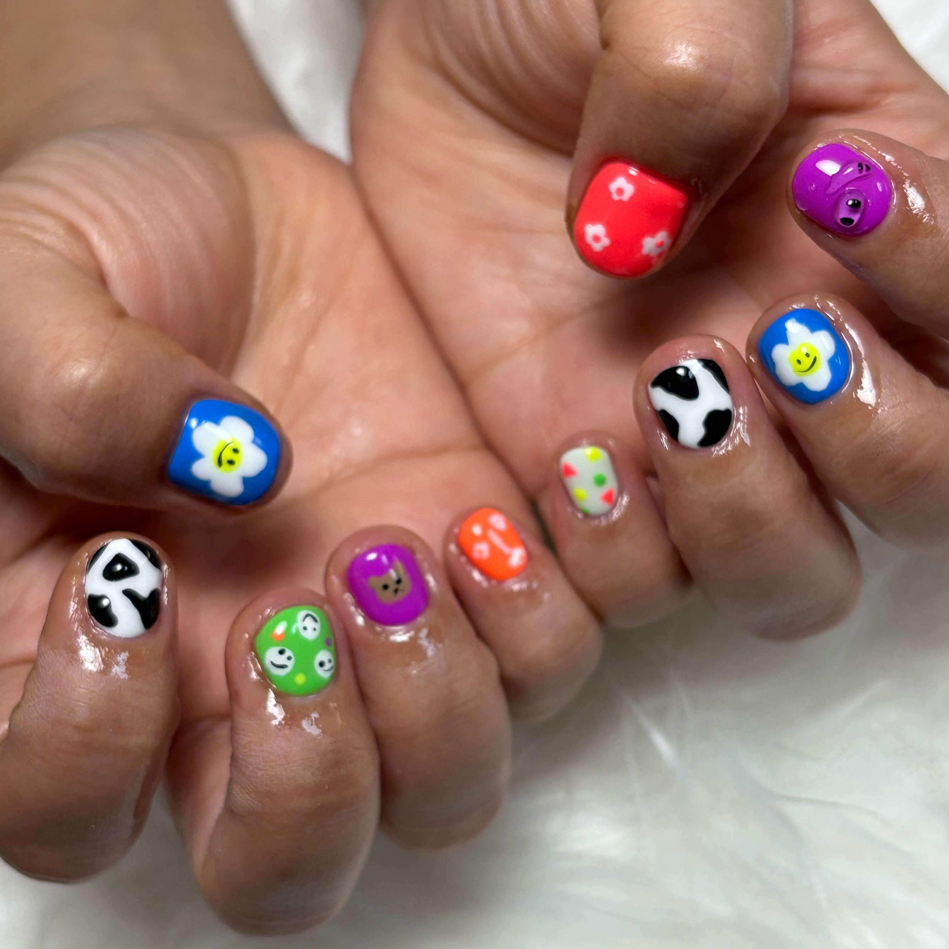 Lia__nail