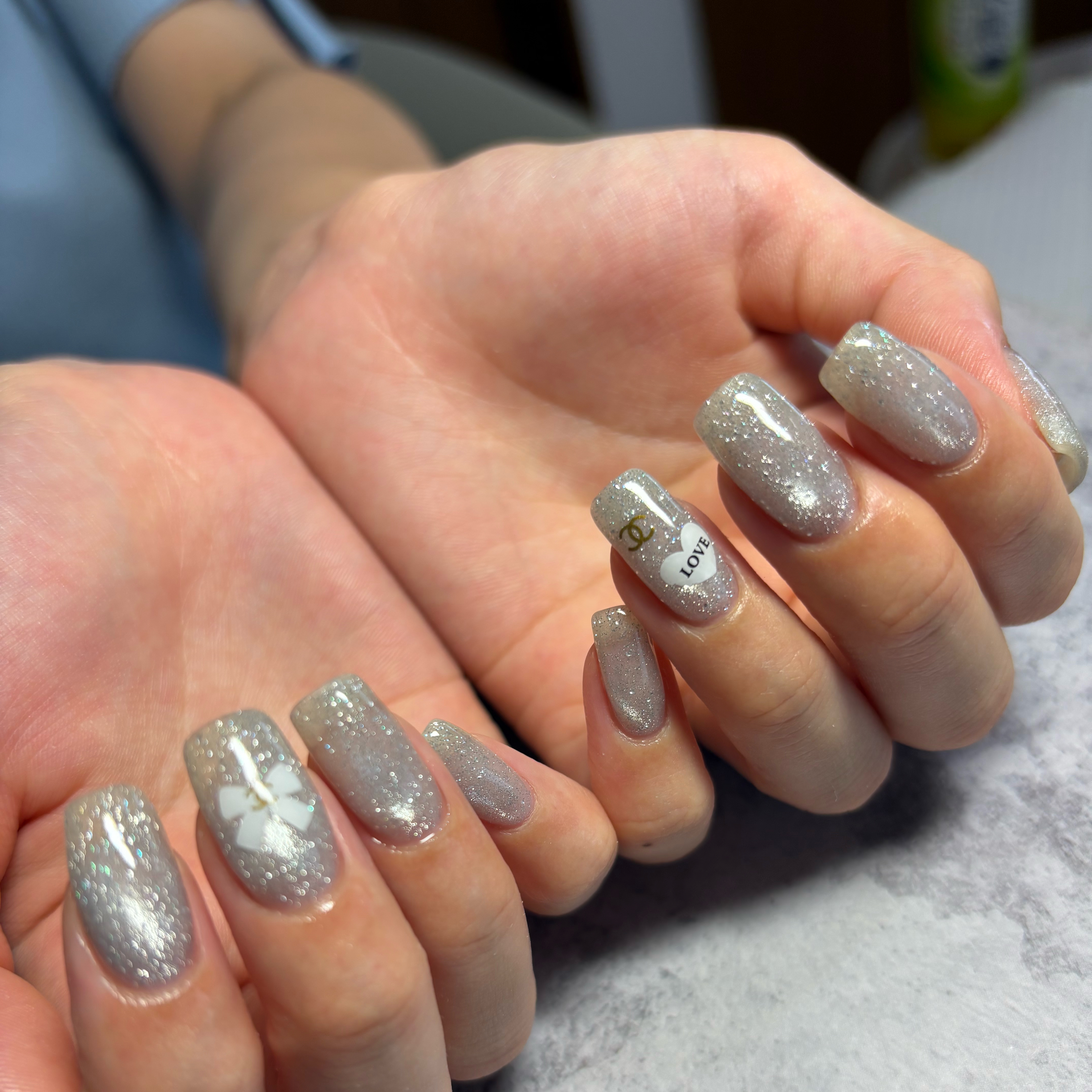 ..ada..nail
