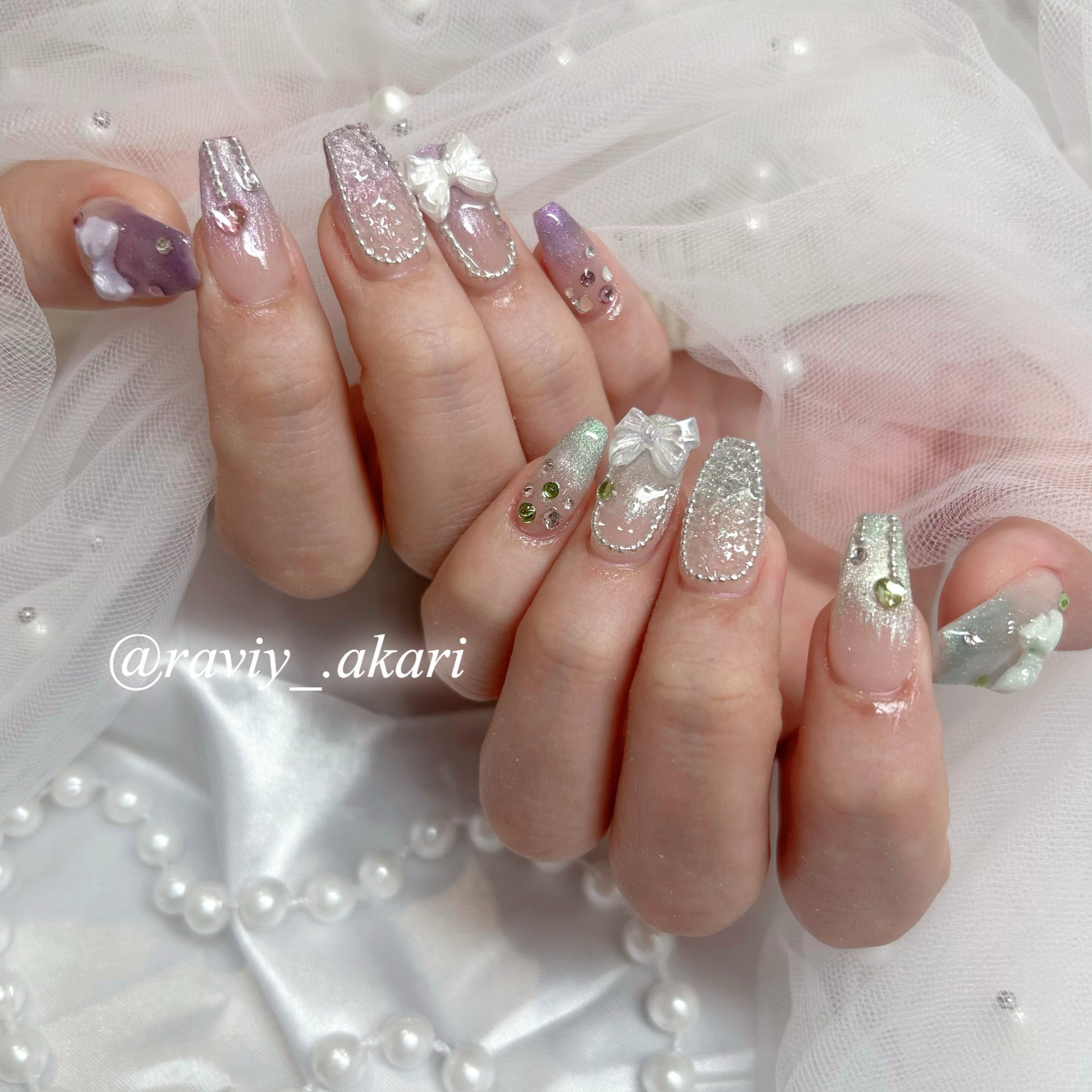 Raviy_.Akari