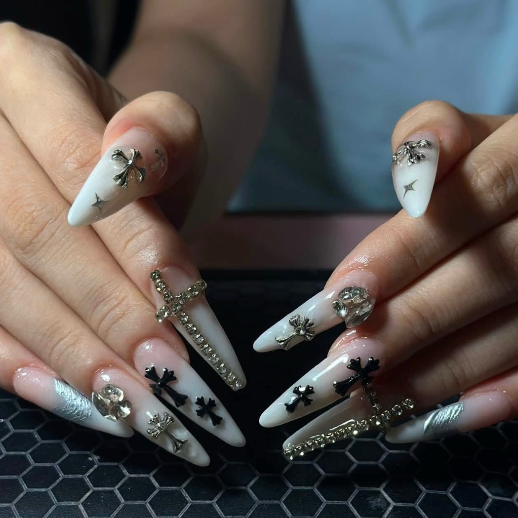 Candii_Nail