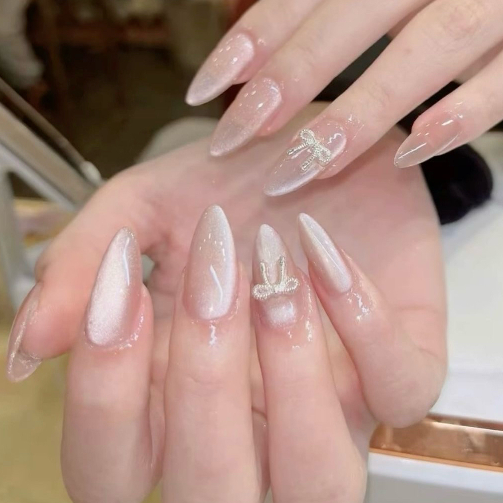 lisanail_modelnail