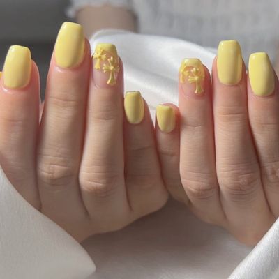 自爪　カラー　＋　アート6本 or パーツ6個
(高級ハンドマッサージ付