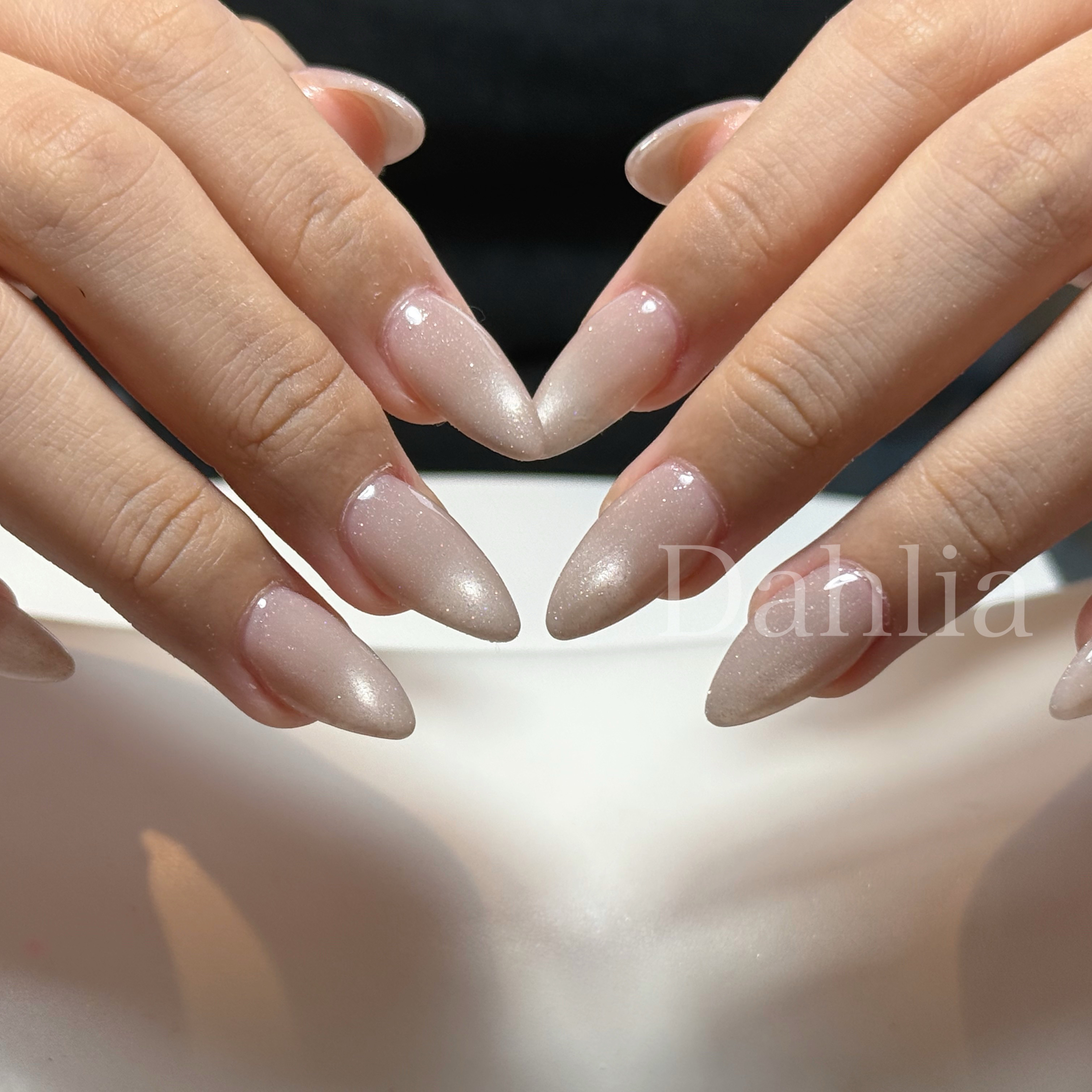 Dahlia_nail.