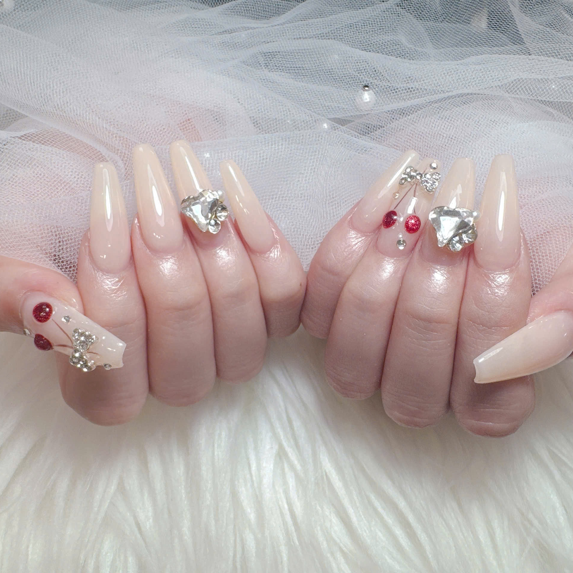 Bara_Nails
