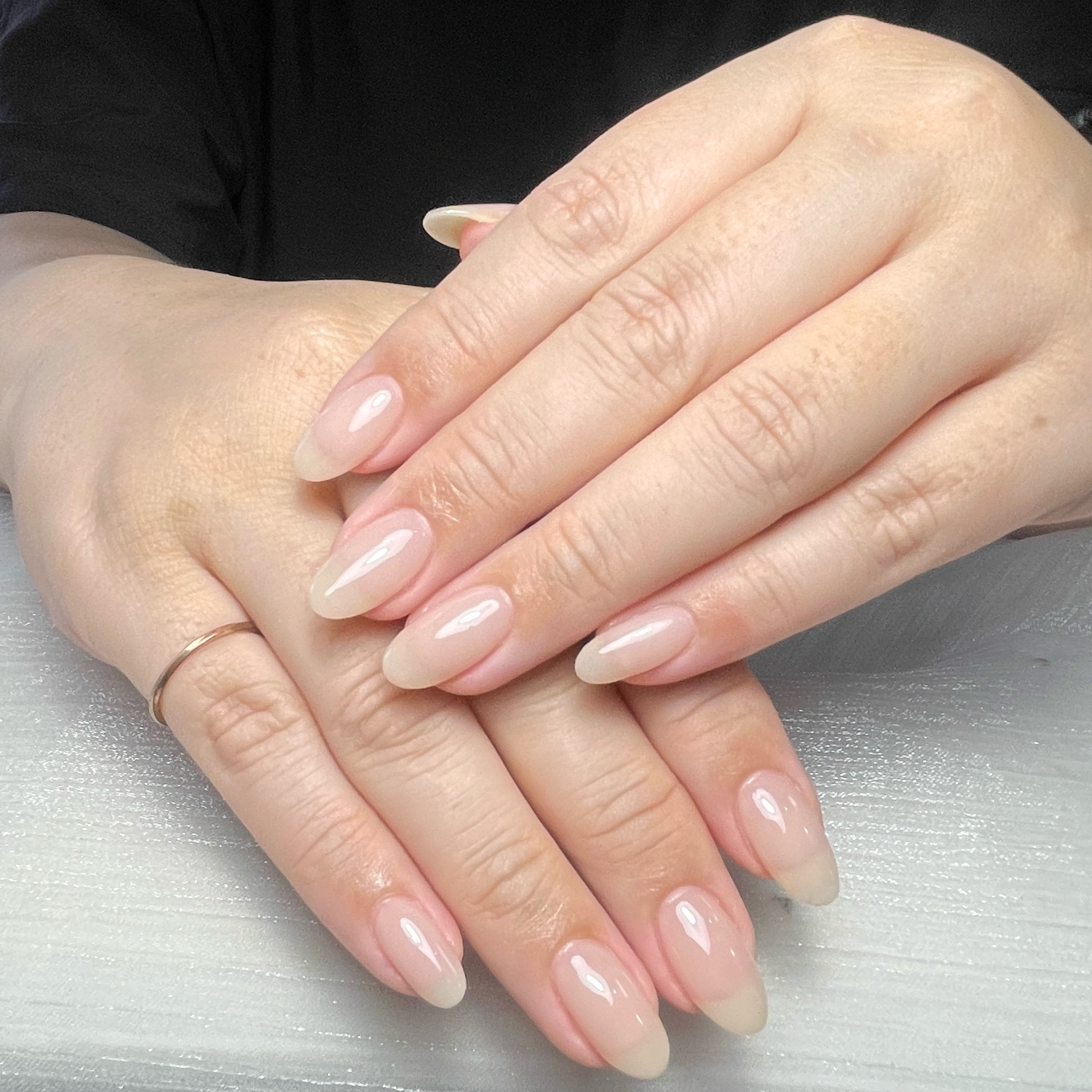 PeachNail_staff