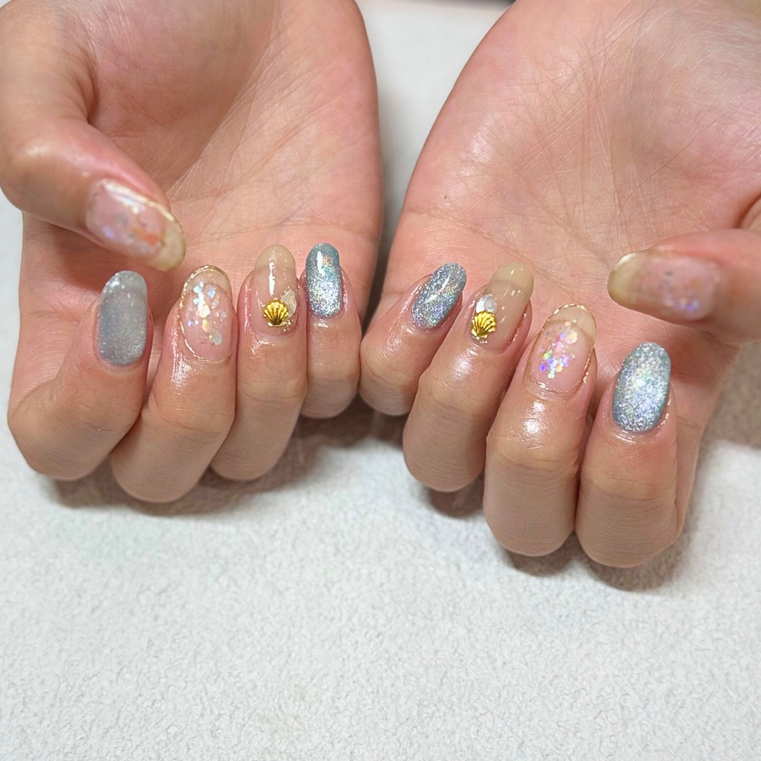 MaviePrivateNailSaln